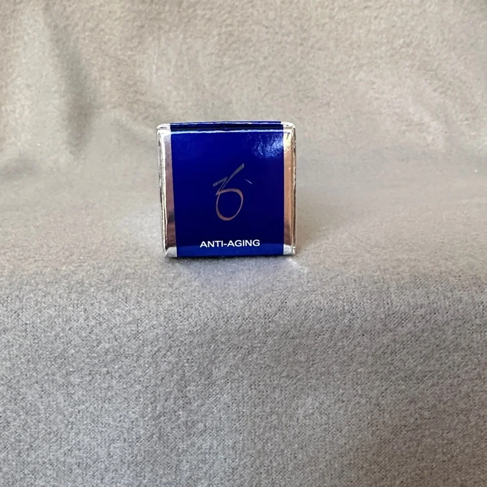 ZO Skin Health Firming Serum 28 ML .95 ounces Expiration Date 03/28 - Picture 4 of 10